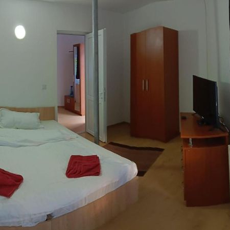 La Protap Calimanesti Hotel Luaran gambar