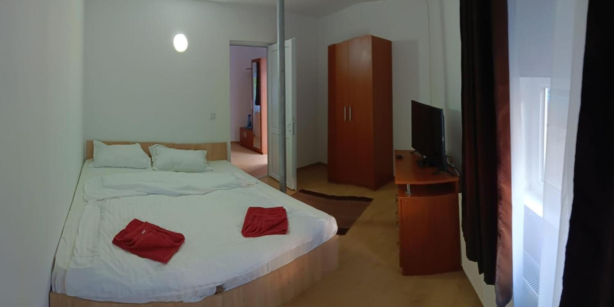 La Protap Calimanesti Hotel Luaran gambar